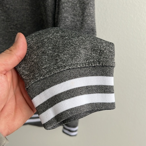 NBA UNK San Antonio Spurs Mens Large Ribbed Logo Gray Pullover Sweatshirt Hoodie - Picture 5 of 9